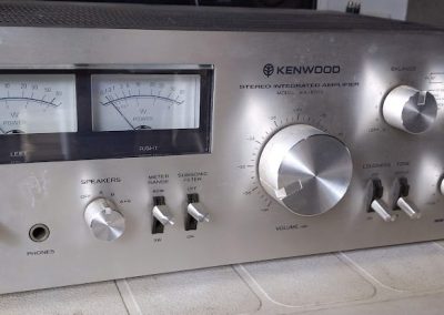 Kenwood KA-6100 Stereo Integrated Amplifier, front panel